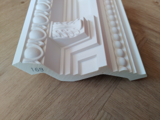 Gaudi kroonlijst 1.50.169