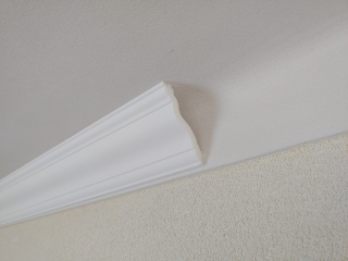 Orac kroonlijst CX177