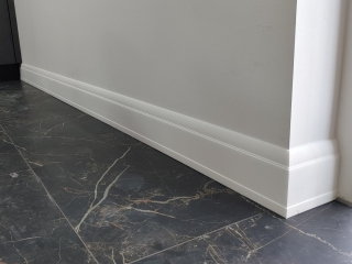 Orac vloerplint SX104