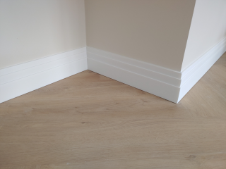 Orac vloerplint SX180