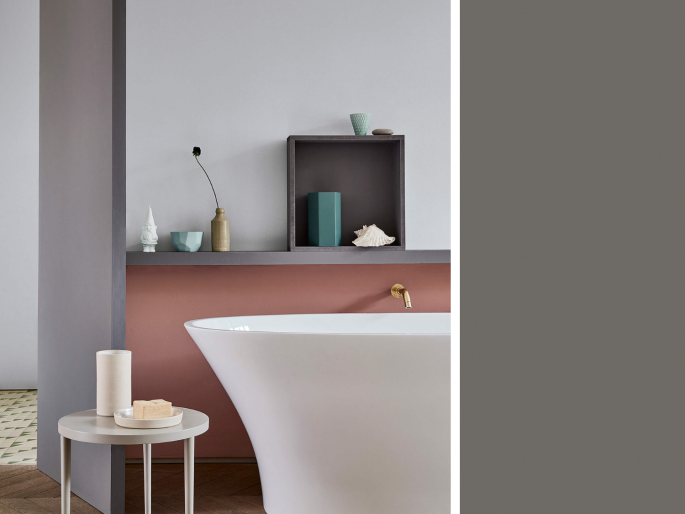 Little Greene - Dark Lead Colour 118 op een houten deur