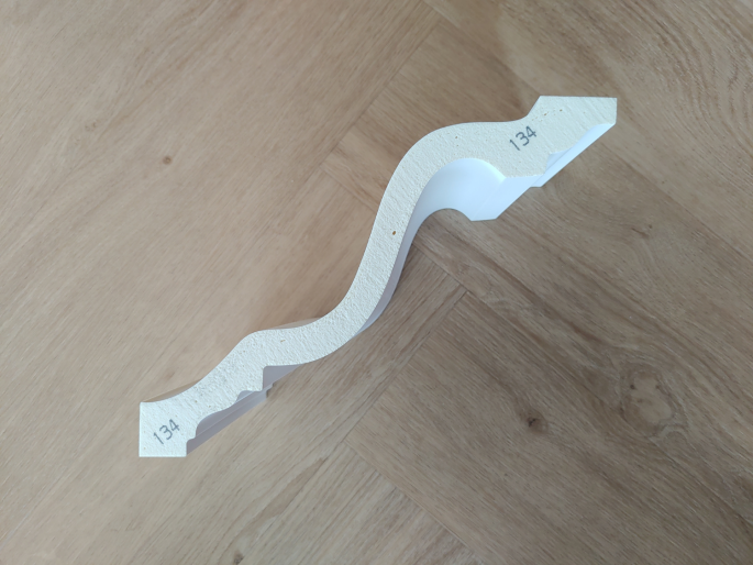 Gaudi flexibele kroonlijst 1.50.134