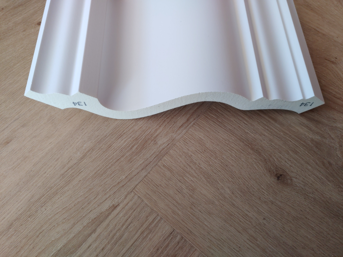 Gaudi flexibele kroonlijst 1.50.134