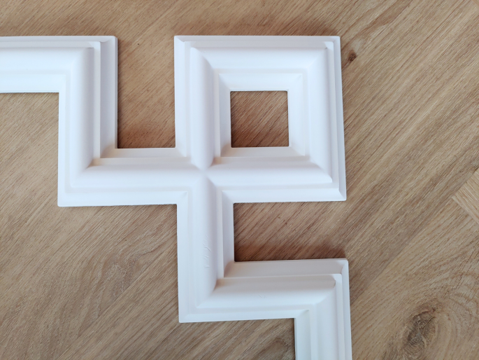 Gaudi ornament 1.52.287