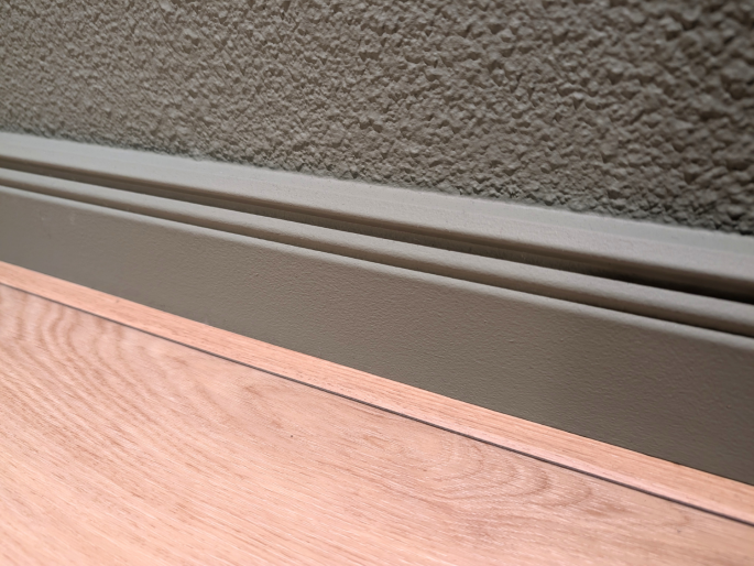 Orac vloerplint SX195