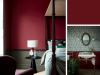 Little Greene - Baked Cherry 14 in de slaapkamer